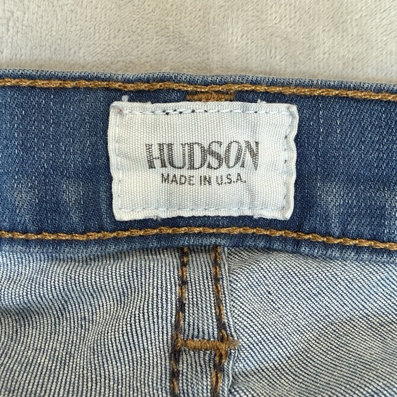 Hudson Jeans Women's 27 Measures 29x30‎ Distressed Low Rise Denim Medium Wash - Picture 2 of 10